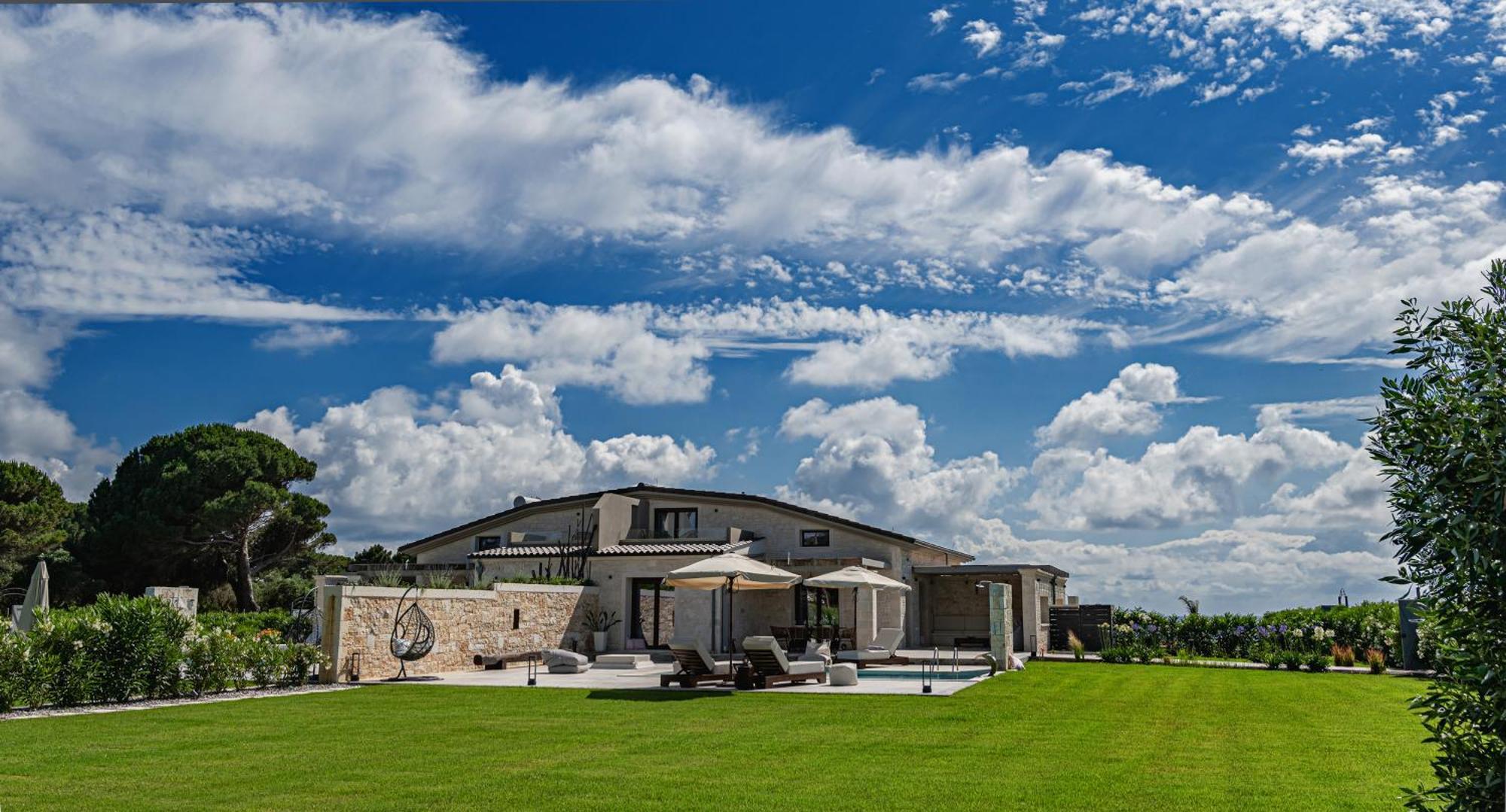 פרבזה Theluxuryvillas מראה חיצוני תמונה