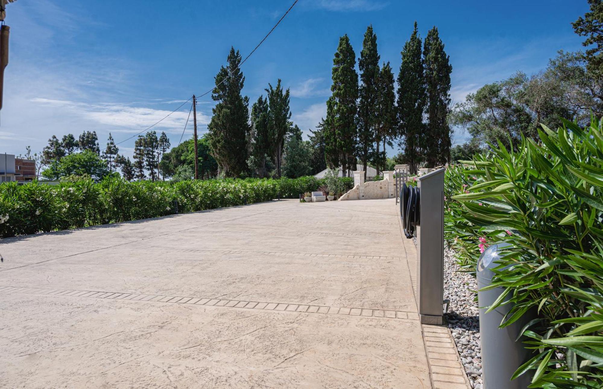 פרבזה Theluxuryvillas מראה חיצוני תמונה